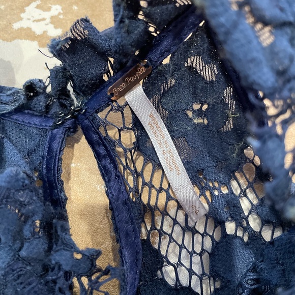 Free People Sweet Meadow Dreams Lace Top - Picture 7 of 8